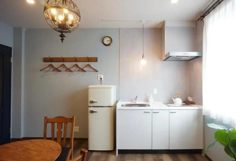 スタンダード4人部屋, 7 Rooms Hotel & Cafe