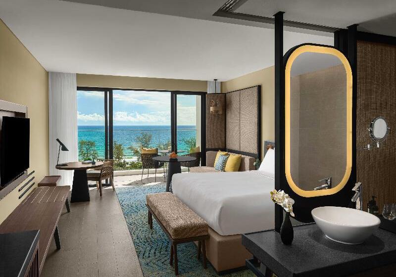 اتاق پرمیوم با چشمانداز دریا, Crowne Plaza Phu Quoc Starbay, An Ihg