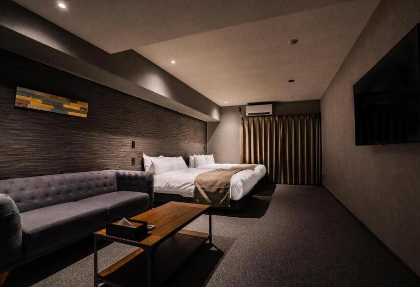豪华三人间, Randor Hotel Namba Osaka Suites