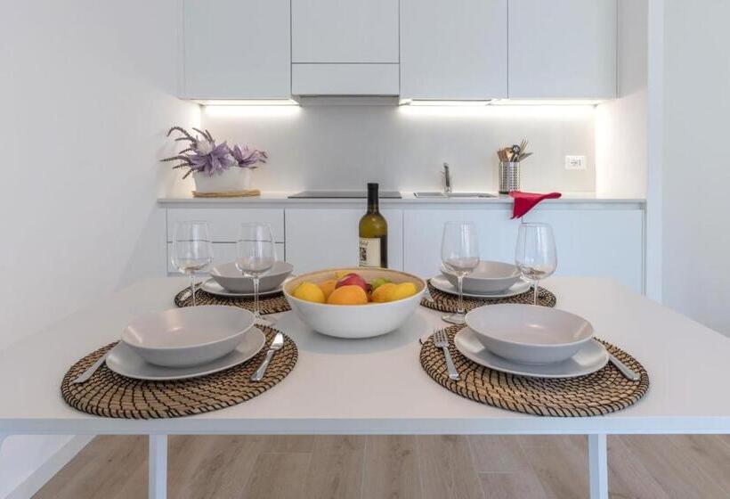 آپارتمان 2 خوابه, Residence La Torre