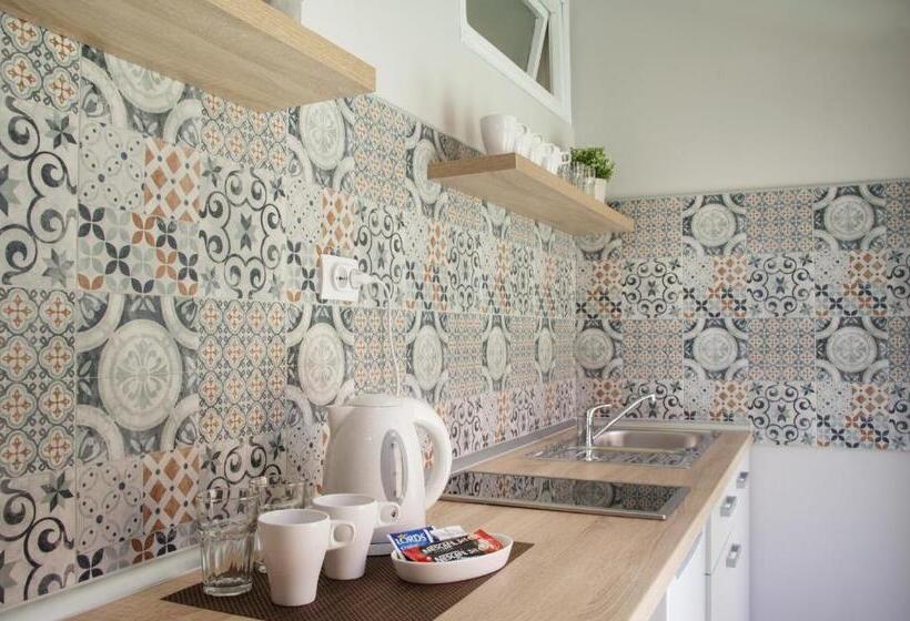 آپارتمان 1 خوابه همکف, Centar Lux 2