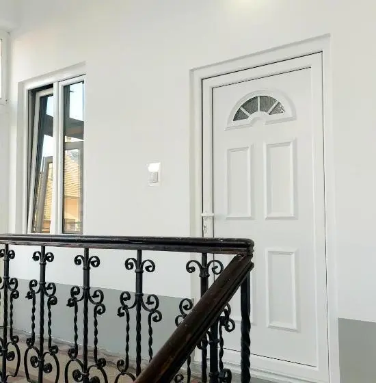 استودیوی لوکس, Centar Lux 2