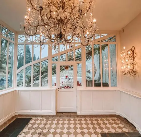 １ベッドルームハウス, Château Charles