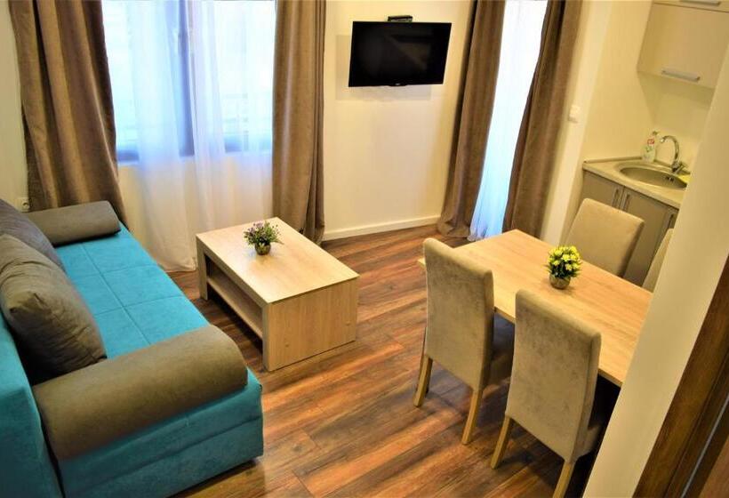 آپارتمان 1 خوابه با بالکن, Apartments Sirena