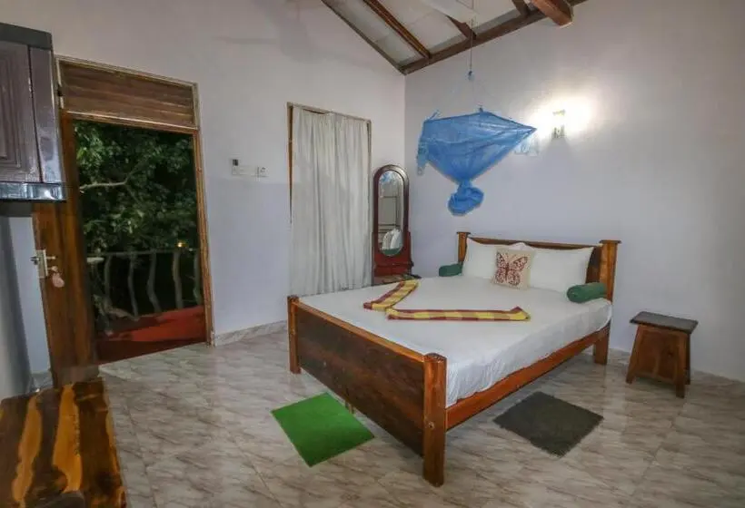 اتاق لوکس با بالکن, Green Park Safari House & Eco Tree House