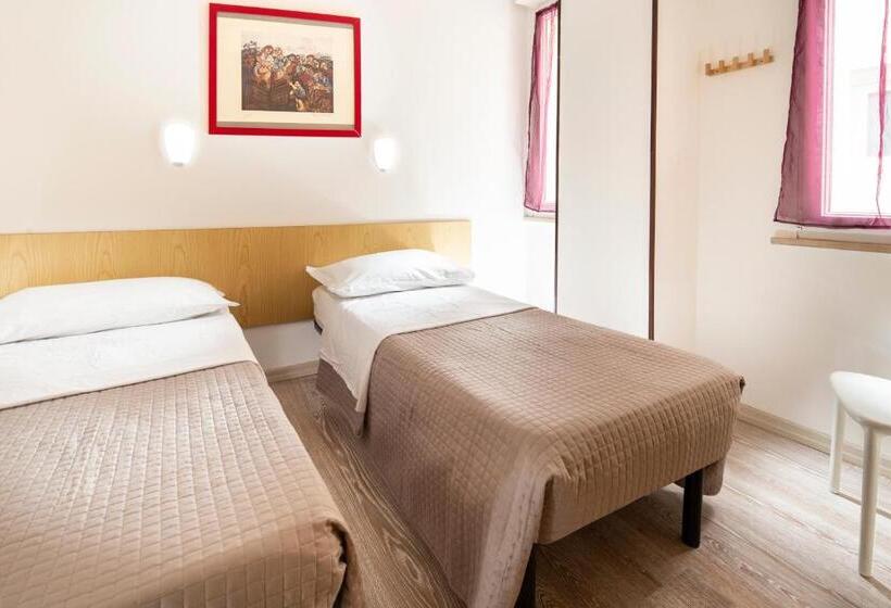 شقة غرفتين, Solemare Hotel E Residence