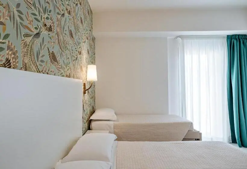 デラックスの4人部屋, Solemare Hotel E Residence