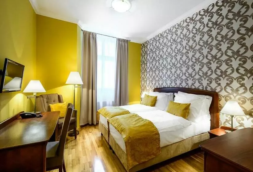 Deluxe-huone, Alexander