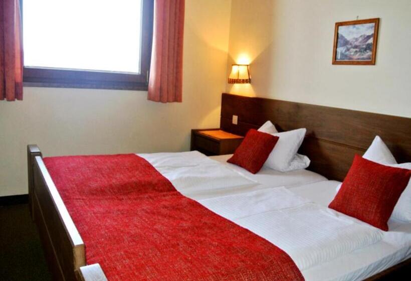 标准间, Baumgartnerhof