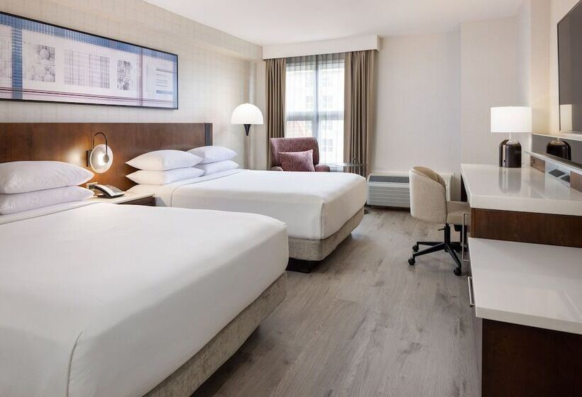 스탠다드 룸 더블 침대 2개, Delta Hotels By Marriott Grand Okanagan Resort