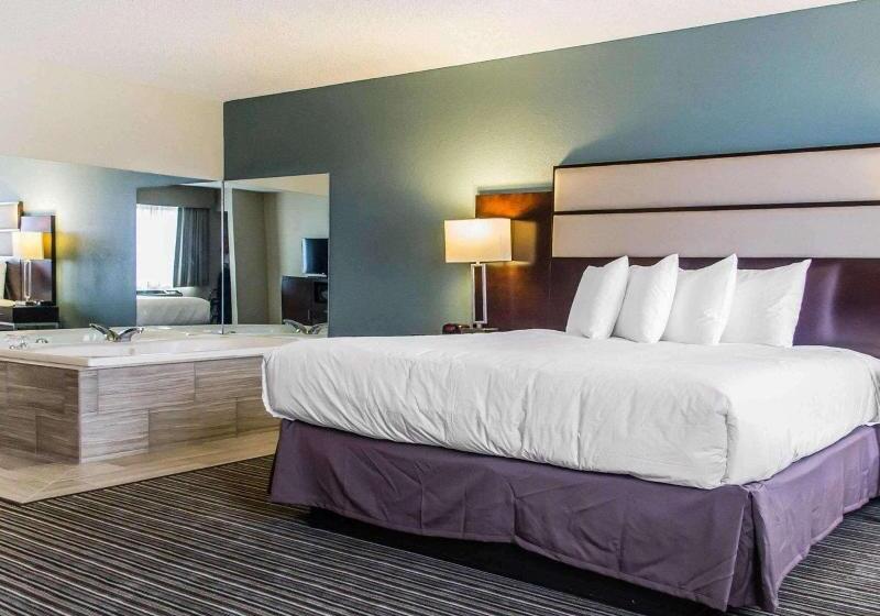 جناح, Holiday Inn & Suites Montreal Airport, An Ihg