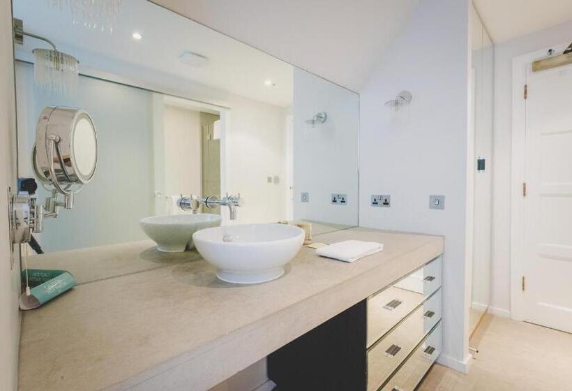 Номер Стандарт Вид на Море, Holm House