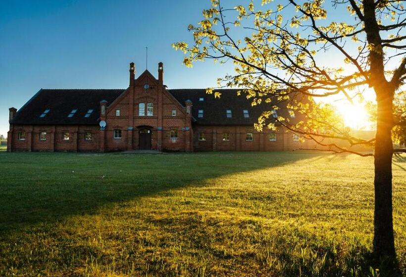 اتاق استاندارد, Jaunmoku Palace Complex