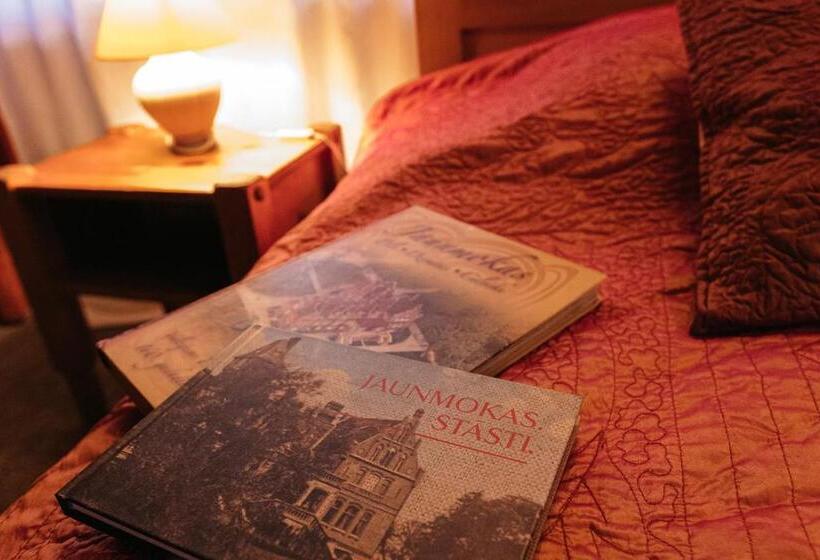 خانه 1 خوابه, Jaunmoku Palace Complex