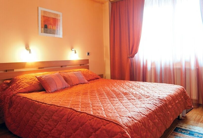 اتاق اکونومی, Leonardo