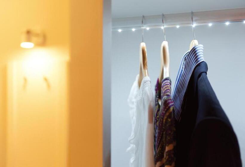 اتاق سوپریور, Leonardo