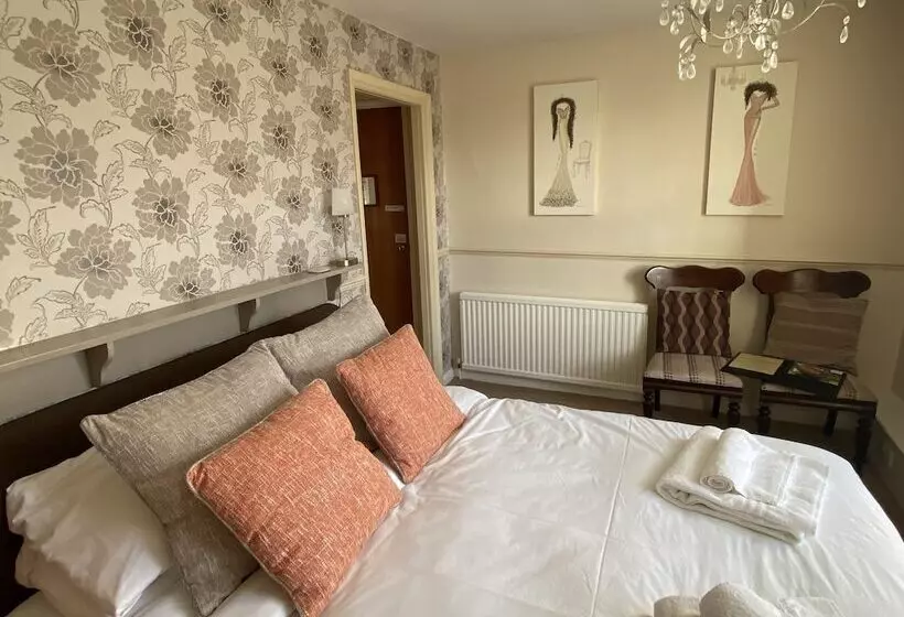 Superior-huone, Plumpton Court