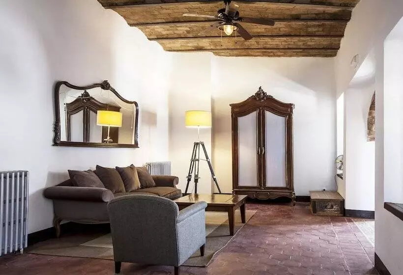 Sviitti, Cortijo Del Marques
