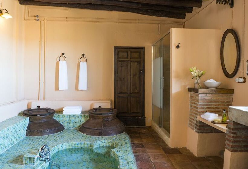 패밀리 스위트, Cortijo Del Marques