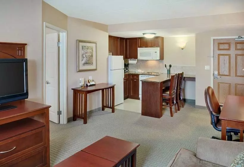 スタンダードスタジオ, Staybridge Suites Oakville Burlington, An Ihg