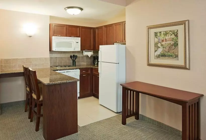 ２ベッドスイートルーム, Staybridge Suites Oakville Burlington, An Ihg