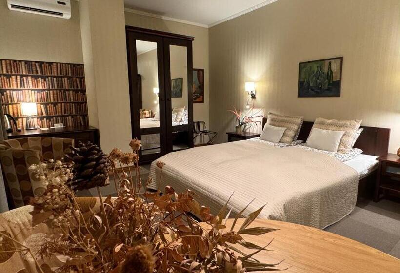 اتاق خانوادگی, Vilhelmine