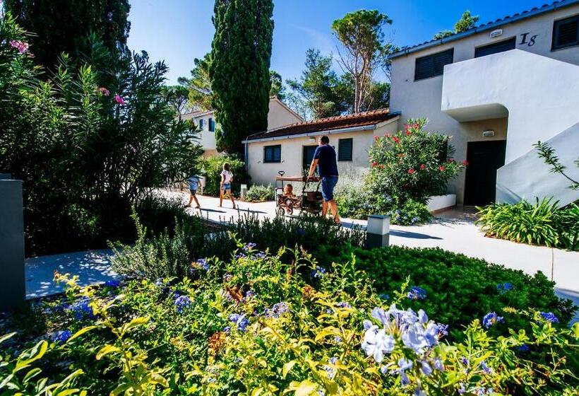 דירת חדר, Zaton Holiday Resort