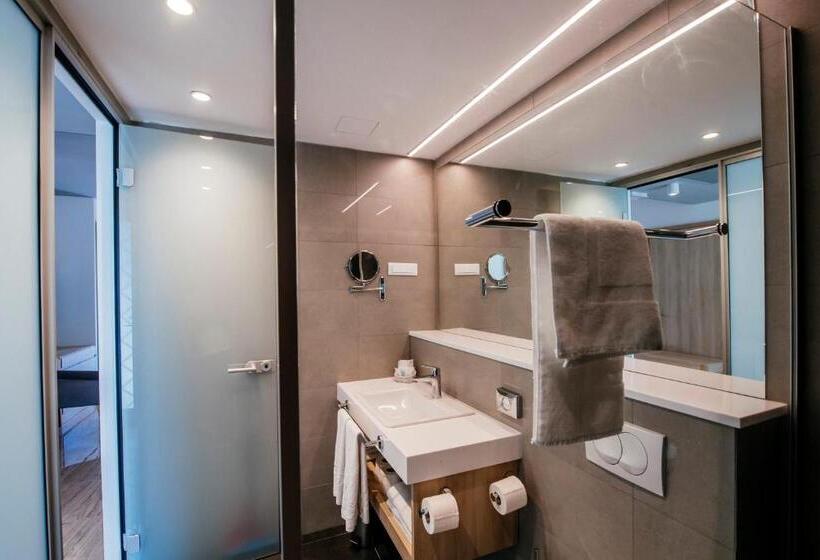 סטודיו סופריור, Zaton Holiday Resort