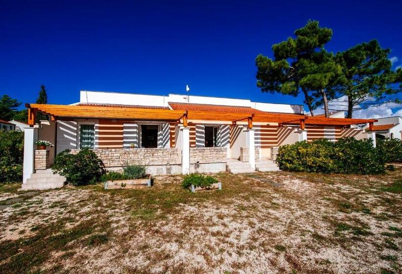 Студио Comfort, Zaton Holiday Resort