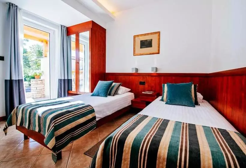２ベッドルームのコンフォートアパートメント, Zaton Holiday Resort