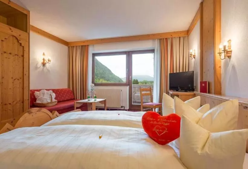 اتاق استاندارد با بالکن, Hubertushof   Ihr Hotel Mit Herz