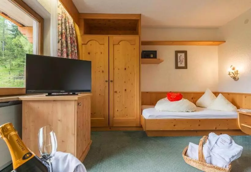 اتاق استاندارد یک نفره, Hubertushof   Ihr Hotel Mit Herz