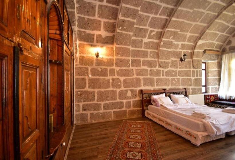 غرفة عائلية, Kapadokya Ihlara Günalp Konağı