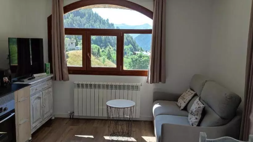 2 Bedrooms Apartment Mountain View, Aparthotel Sant Andreu
