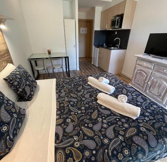 استودیوی استاندارد, Aparthotel Sant Andreu