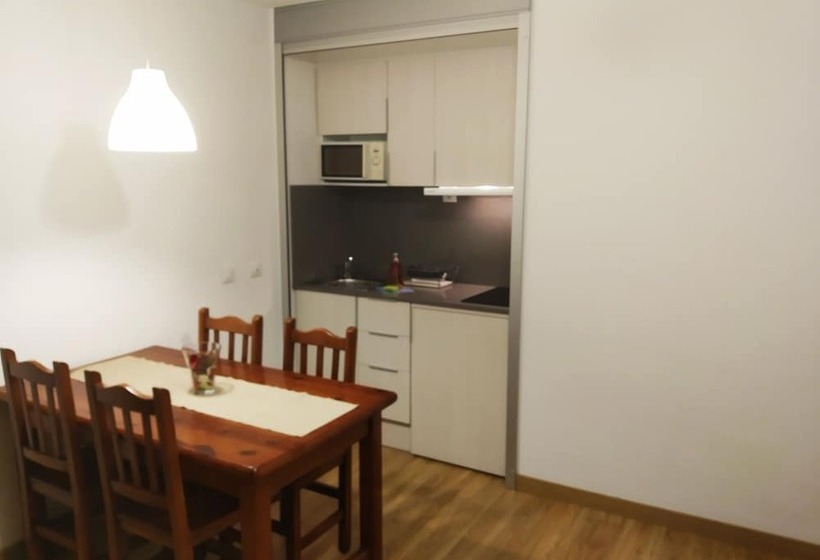 1 Bedroom Apartment Mountain View, Aparthotel Sant Andreu