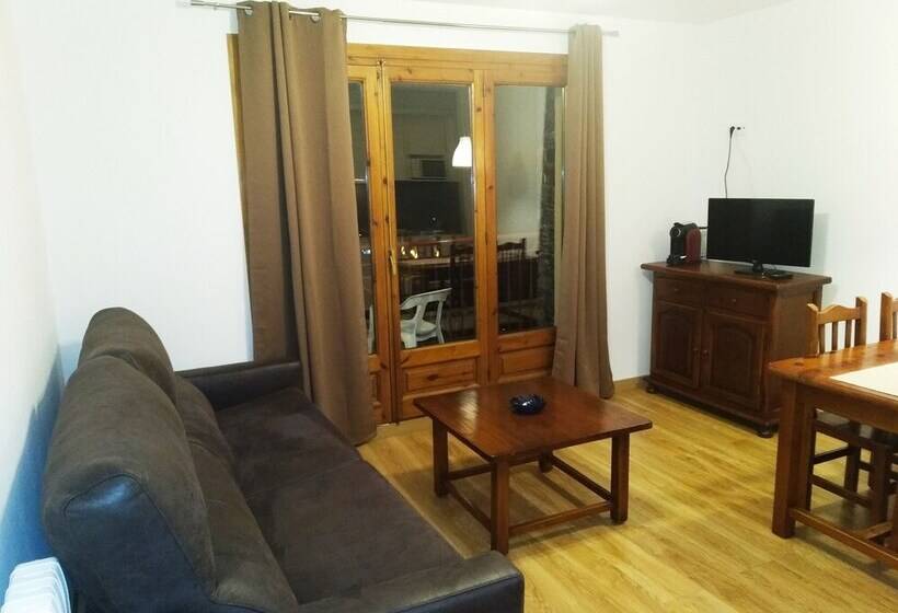 1 Bedroom Apartment Mountain View, Aparthotel Sant Andreu