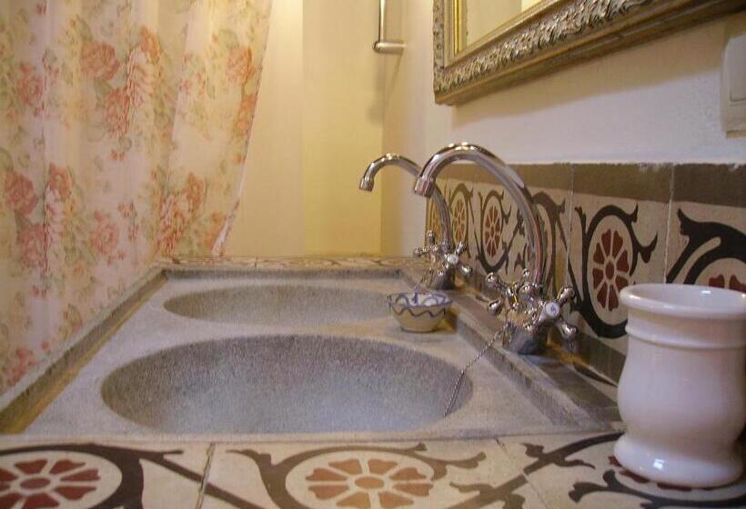 סוויטת ג'וניור, Boutique Condes Fúcares