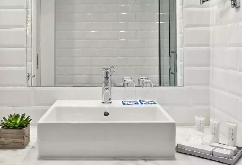 اتاق استاندارد برای معلولان, Delamar 4* Sup - Adults Only