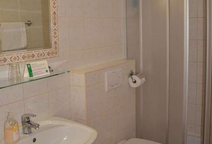 スタンダードルーム, Maria