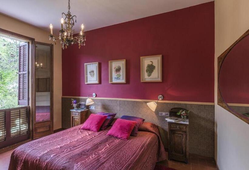 스탠다드 룸, Monumento Can Garay