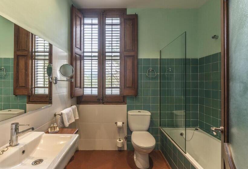 스탠다드 룸, Monumento Can Garay