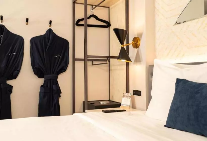 Standard-huone, Roomza Times Square At Pestana Cr7