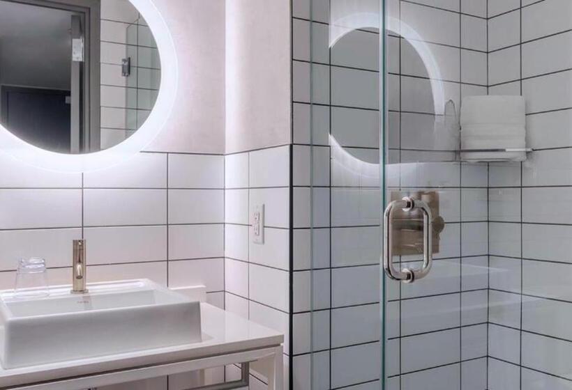 豪华房间, Roomza Times Square At Pestana Cr7