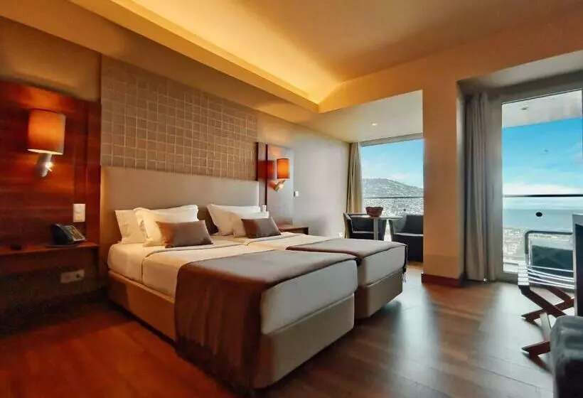 اتاق سوپریور با چشم‌انداز دریا, The Views Baia - Adults Only