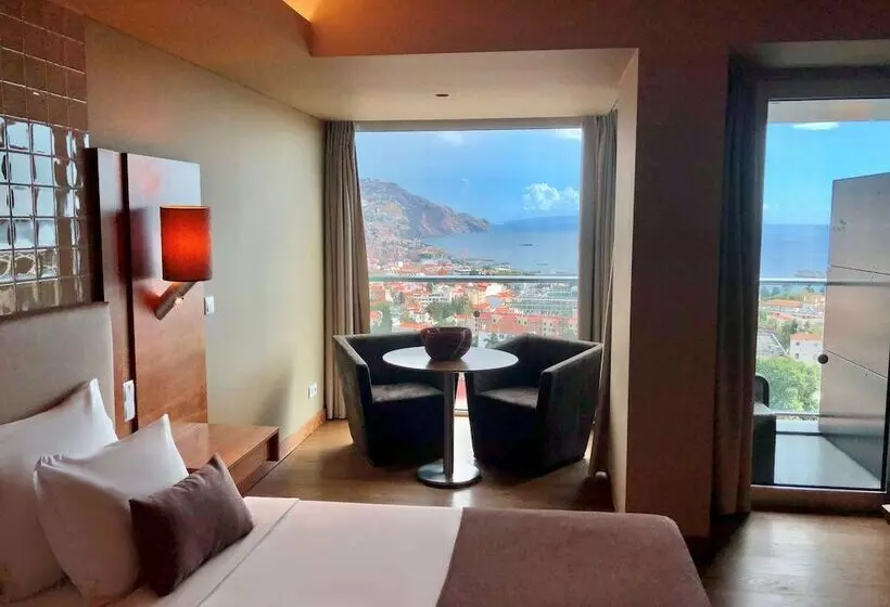 اتاق استاندارد با چشم‌انداز دریا, The Views Baia - Adults Only