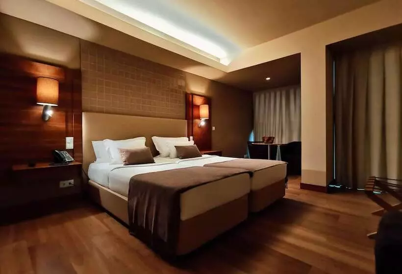 اتاق استاندارد با چشم‌انداز دریا, The Views Baia - Adults Only