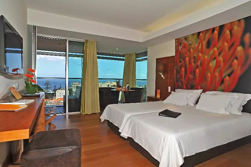 اتاق استاندارد با چشم‌انداز دریا, The Views Baia - Adults Only