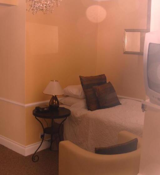 Номер Стандарт, Tower House 1066