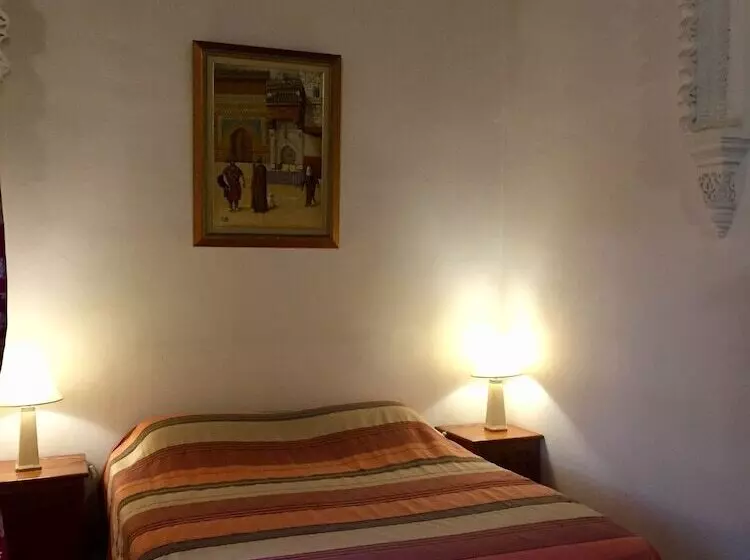 سوییت خانوادگی, Riad A La Belle Etoile